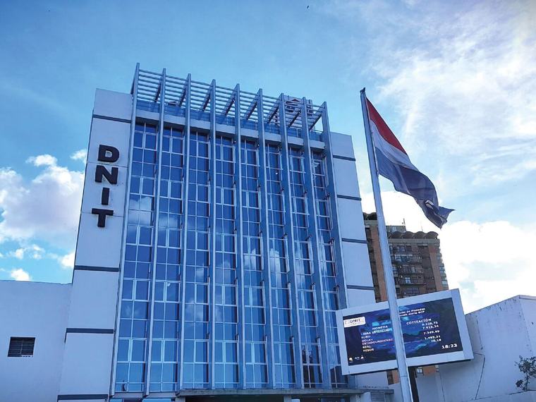 DNIT: Recaudación tributaria crece 2,4% en agosto
