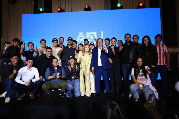 Más de 1.200 jóvenes se aglutinaron para hablar con Pérez sobre una nueva Asunción