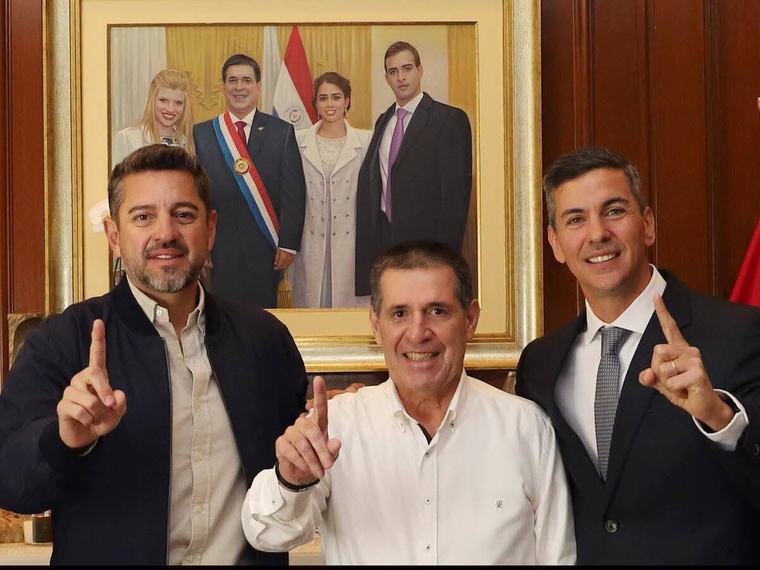 Horacio Cartes, Peña y Alliana delinean trabajo rumbo a las elecciones de octubre
