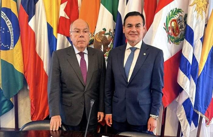 Brasil promete “seguir trabajando” sobre pedido paraguayo de devolución del cañón Cristiano