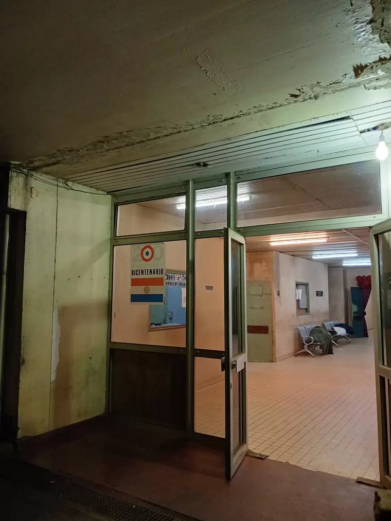 El mayor hospital del país agoniza