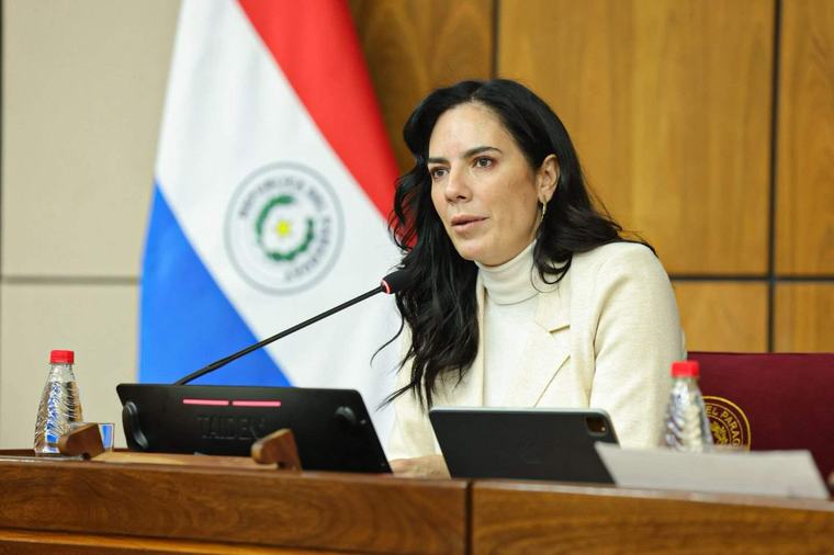 Diputados: Tras confirmar rekutu de Contralor, enfrían interpelación de ministra de Obras