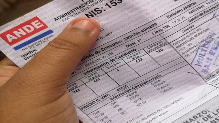 ¿Cómo la ANDE logró tener menos morosos? Más de 100 mil pagaron su deuda y accedieron a este beneficio