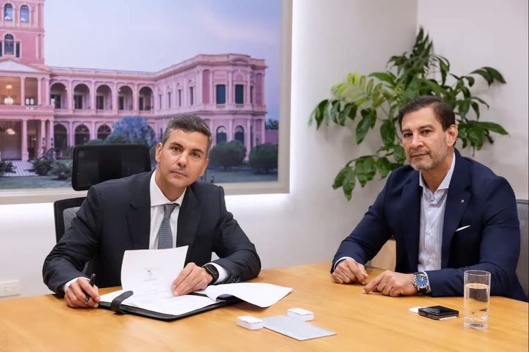 Guiño a Beto Ovelar: Peña promulga préstamo de US$ 75 millones para caminos rurales