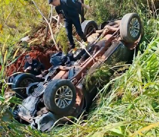 Video: espectacular accidente de tránsito deja solo daños materiales