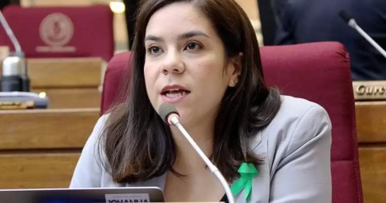 Johanna Ortega: "Sin médicos no hay salud"