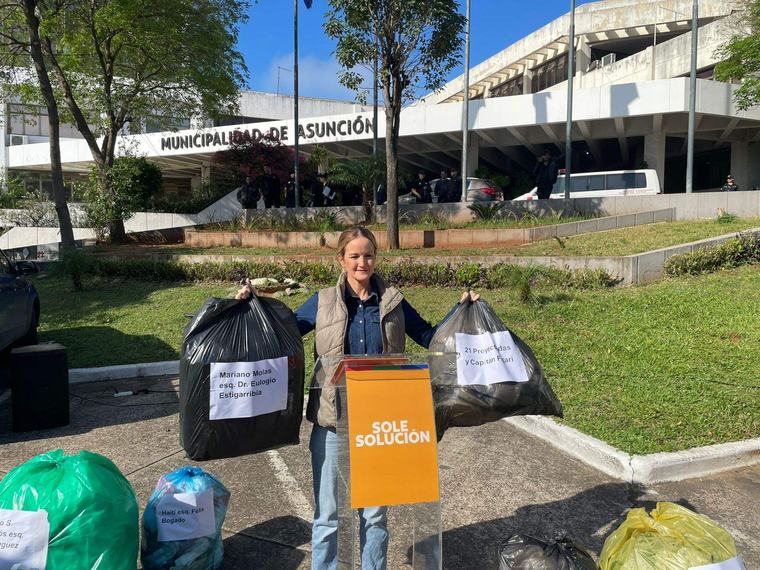 Crisis de la basura: el plan de Sole Núñez contra los vertederos irregulares en Asunción