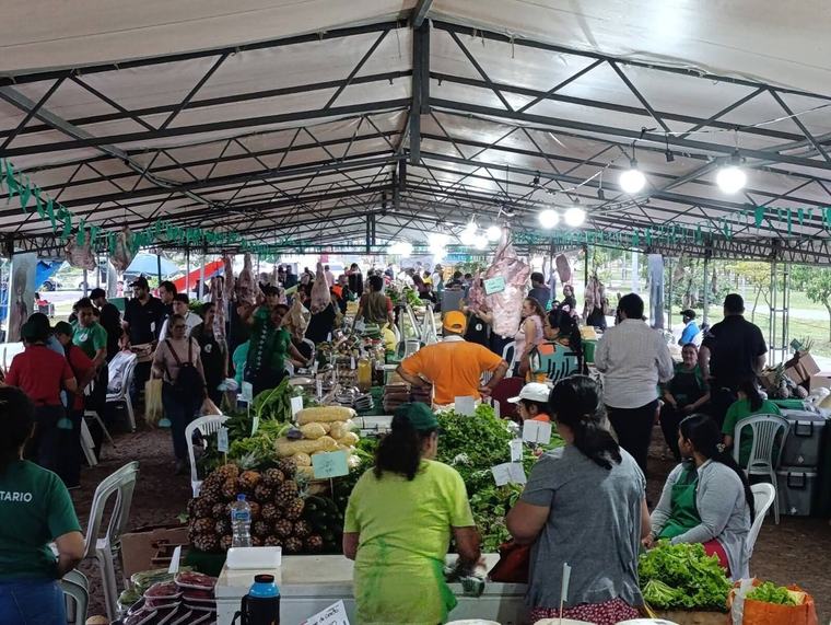 Dos días de feria de agricultura y ‘mercadito gourmet’ en la Costanera de Asunción