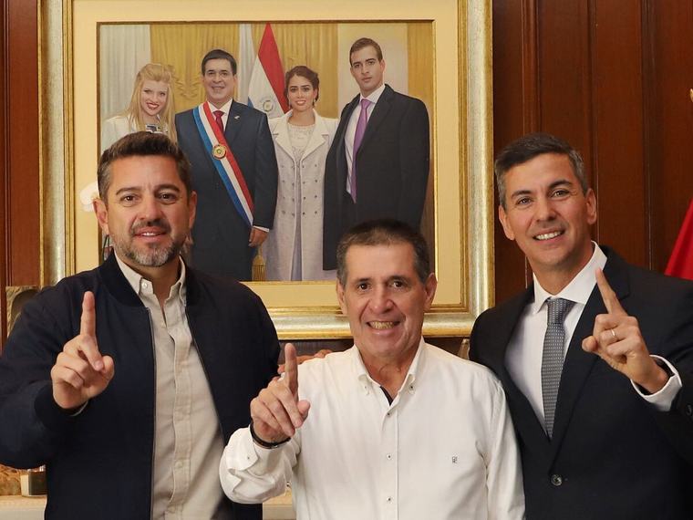 Oficialismo colorado alinea fuerzas de cara a comicios del 4 de octubre