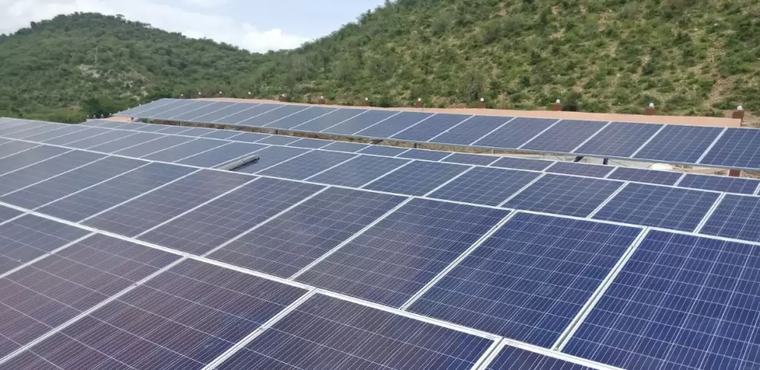 ANDE abrirá por primera vez el mercado eléctrico con una licitación de 140 MW solares