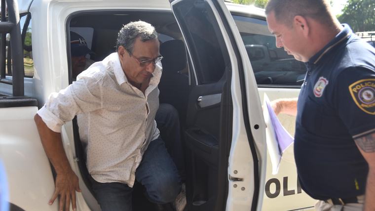 Hugo Javier sale de exitosa cirugía, estable pero grave: ¿Qué falta dilucidar?