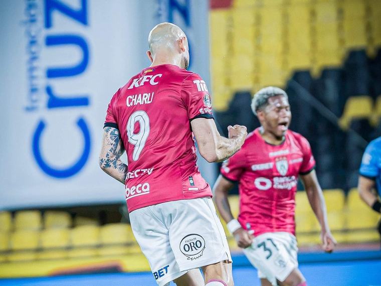 Video: El gol de Carlos González en la derrota de Indep. del Valle