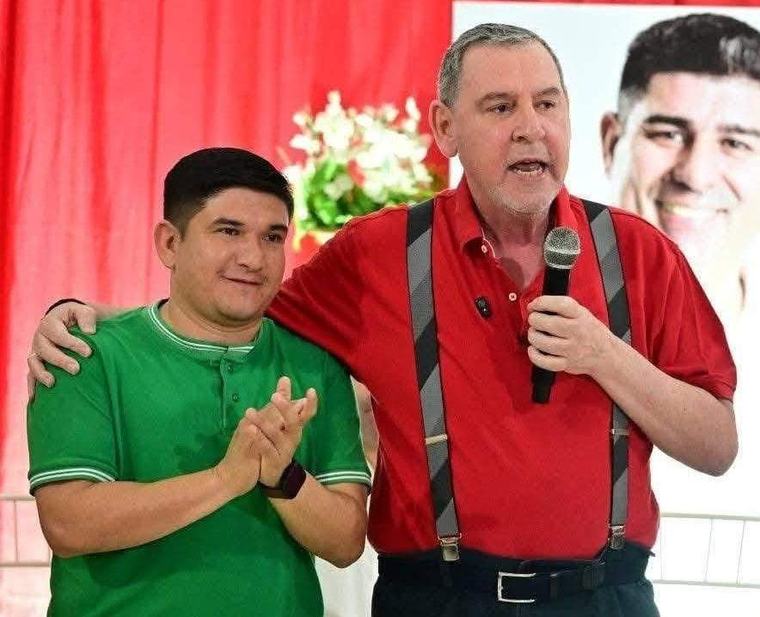 Médica escracha a candidato del clan Zacarías y el video se vuelve viral