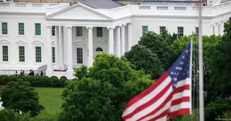 Trump afirma que Irán es "una nación fallida" y pide juzgar a sus líderes por "crímenes contra la humanidad"