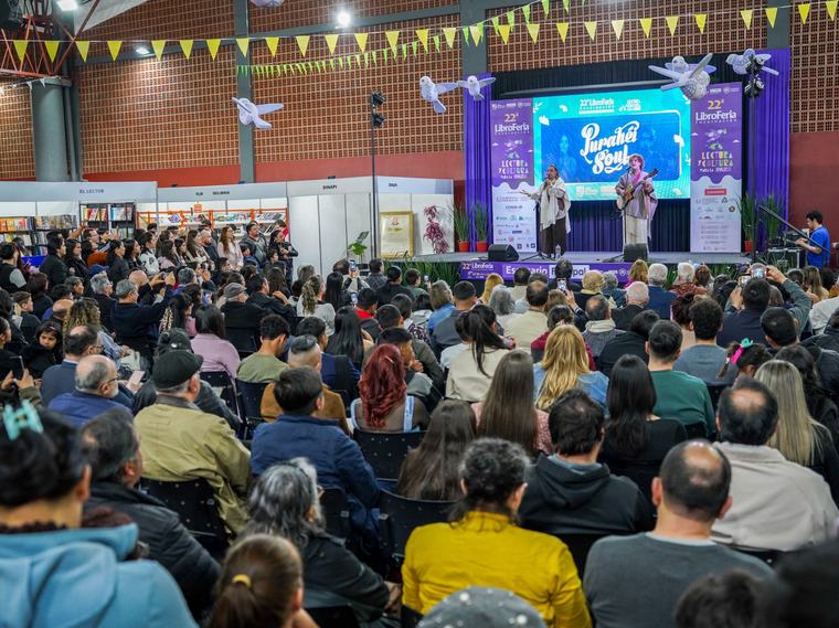 Libroferia Encarnación despide su edición 22 con público multitudinario
