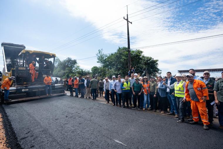 Peña destaca obras viales que ponen fin al aislamiento de comunidades productivas de Caaguazú