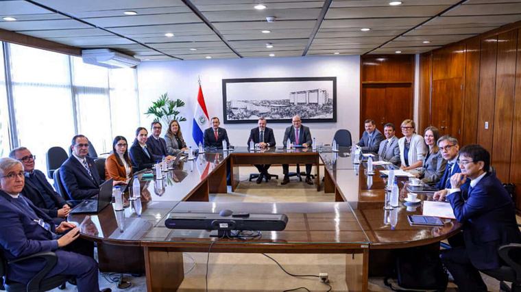 Del déficit al lavado de dinero: Las 11 tareas del Paraguay, según el FMI
