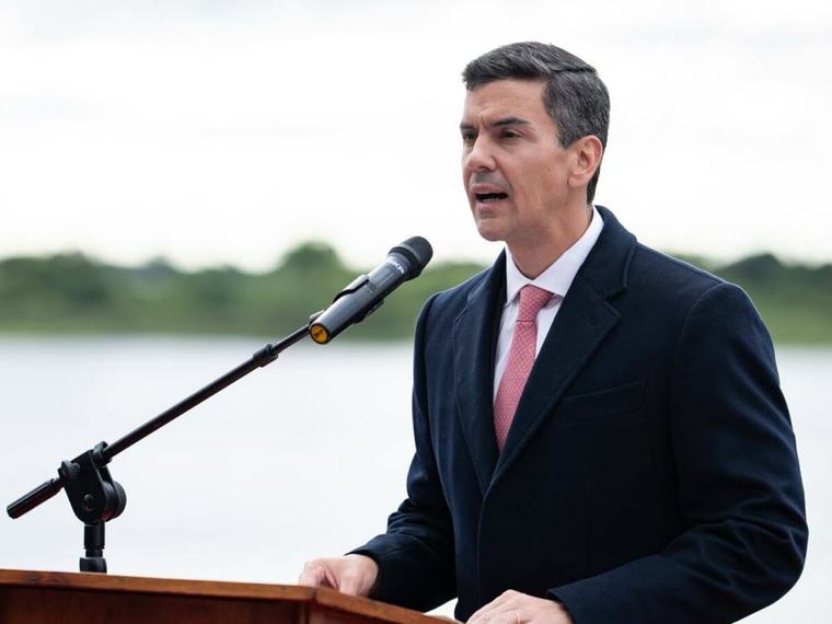 Santiago Peña no acompañará suba de impuestos
