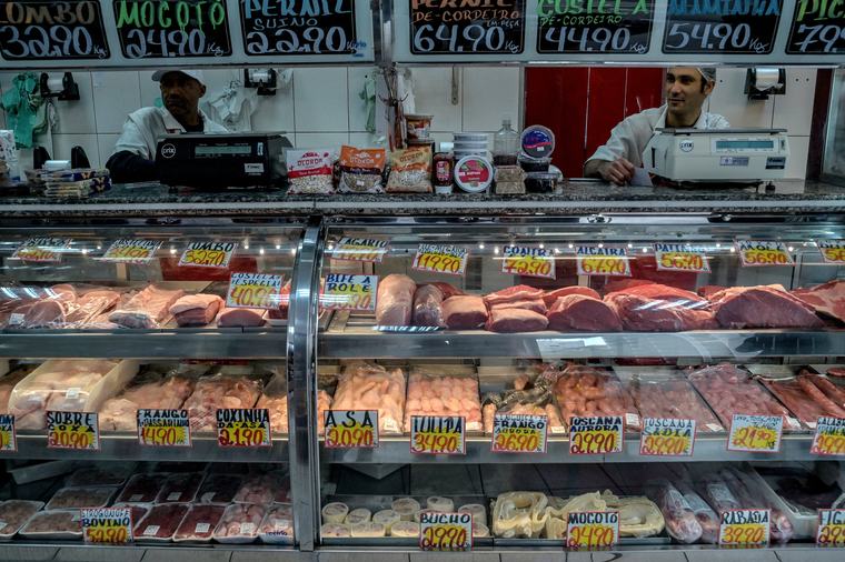 La economía brasileña se desaceleró en el segundo trimestre por menor consumo