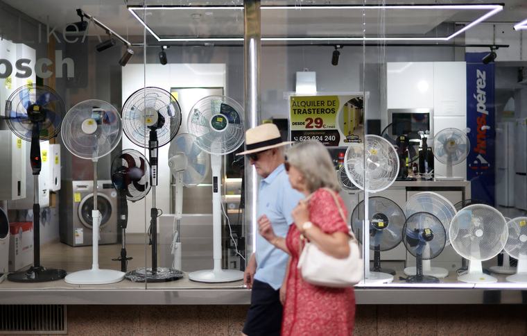 España atribuye 5.000 muertes a ola de calor, un récord desde 2015