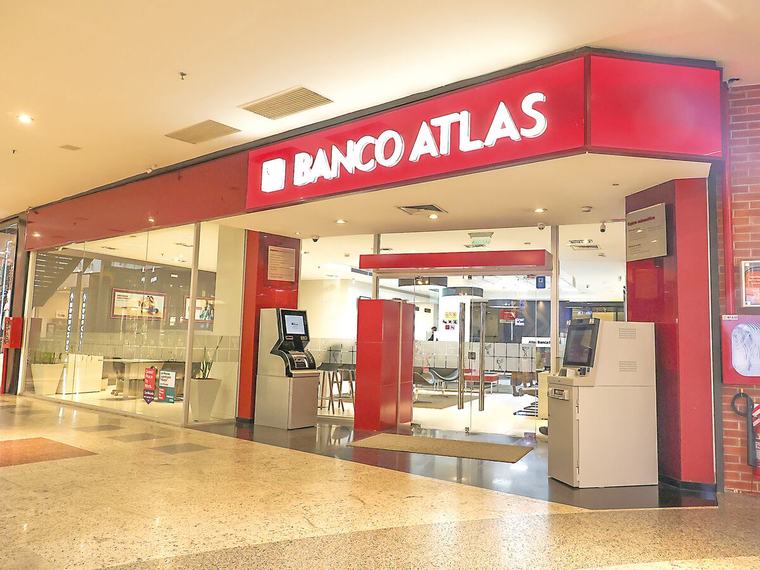 Conmebol espera condena a Zaldívar por lavado de dinero en el banco Atlas