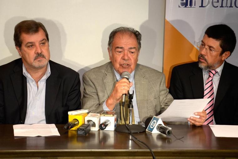 “El 50% no paga impuestos”: Cerneco pide combatir evasión en vez de aumento tributario