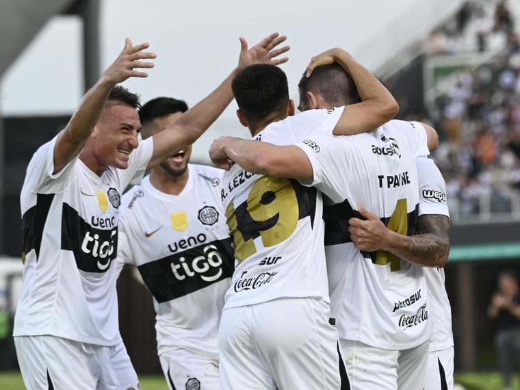 A qué hora juega Olimpia vs. Guaraní y dónde ver hoy en vivo