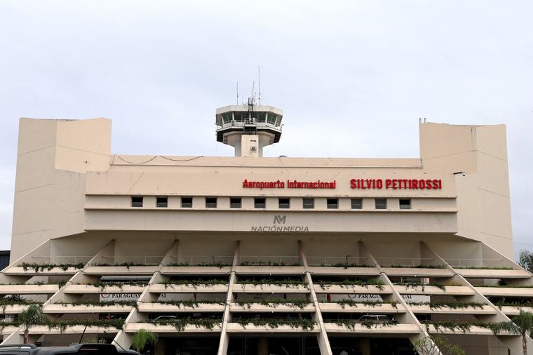 Neblina provocó retrasos y obligó a desviar vuelos en el Silvio Pettirossi